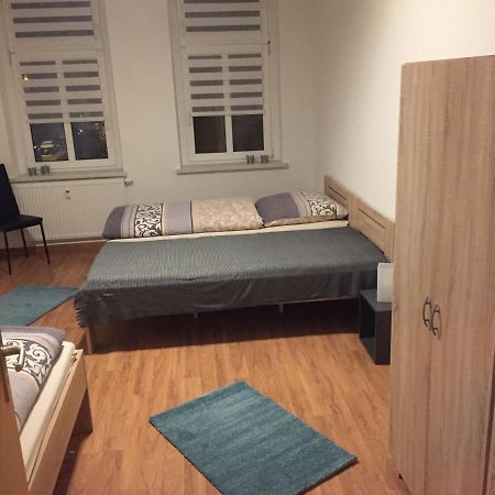 Ferienwohnung Am Holzwurm Риза Экстерьер фото